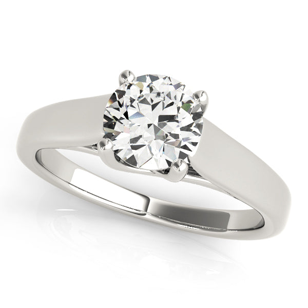 IGI Lab-Grown Round Cut D-VVS Diamond Solitarie Engagement Ring.