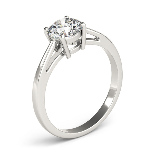 IGI Lab-Grown Round Cut D-VVS Diamond Claw Setting Engagement Ring.