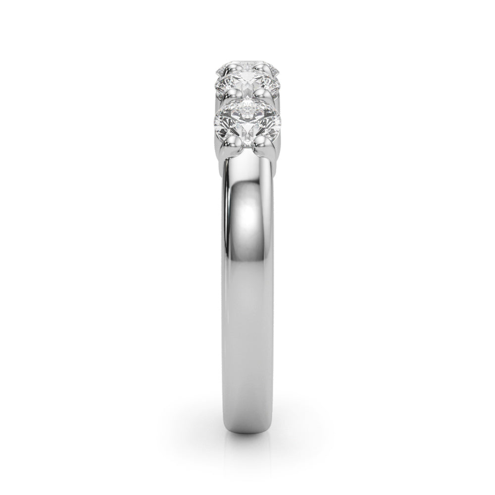 5-Stone Lab-Grown Diamond Ring Ð Timeless Symbol of Love with Brilliant DE Color, VVS Clarity Diamonds in an Elegant Shared U-Prong Setting