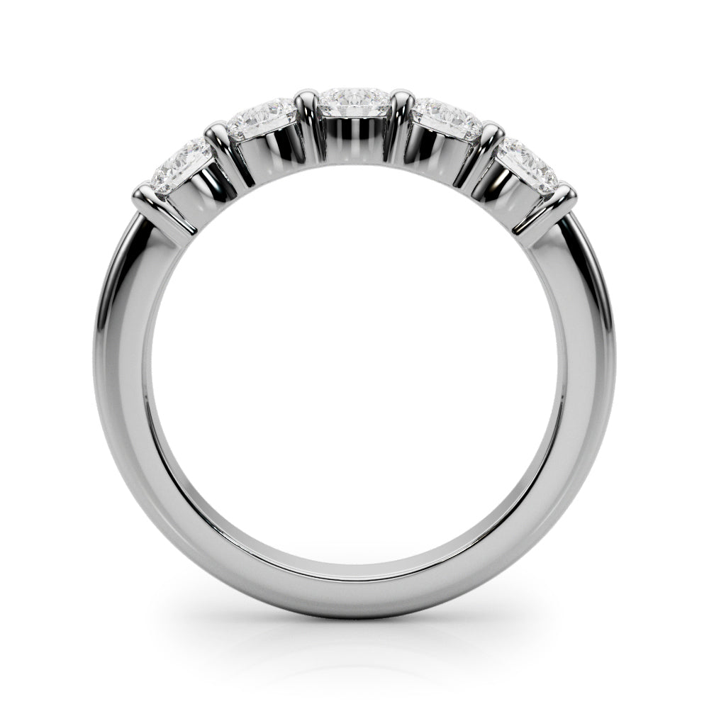 5-Stone Lab-Grown Diamond Ring Ð Timeless Symbol of Love with Brilliant DE Color, VVS Clarity Diamonds in an Elegant Shared U-Prong Setting
