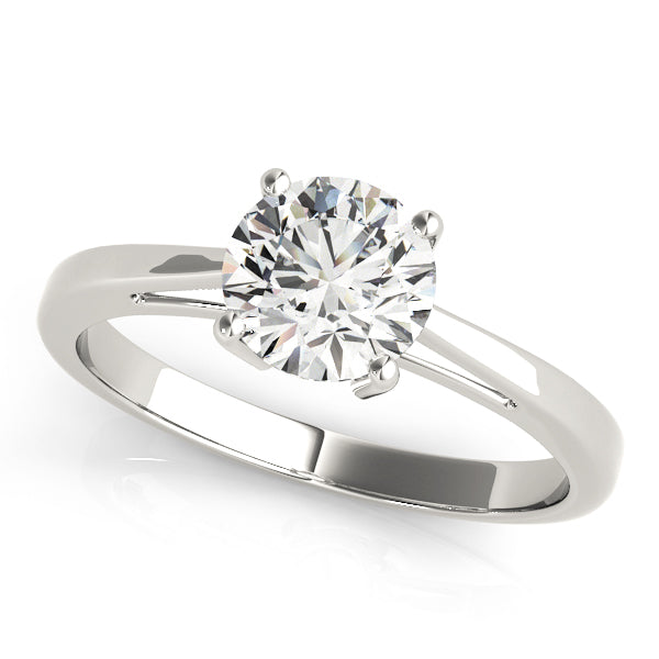 IGI Lab-Grown Round Cut D-VVS Diamond Claw Setting Engagement Ring.