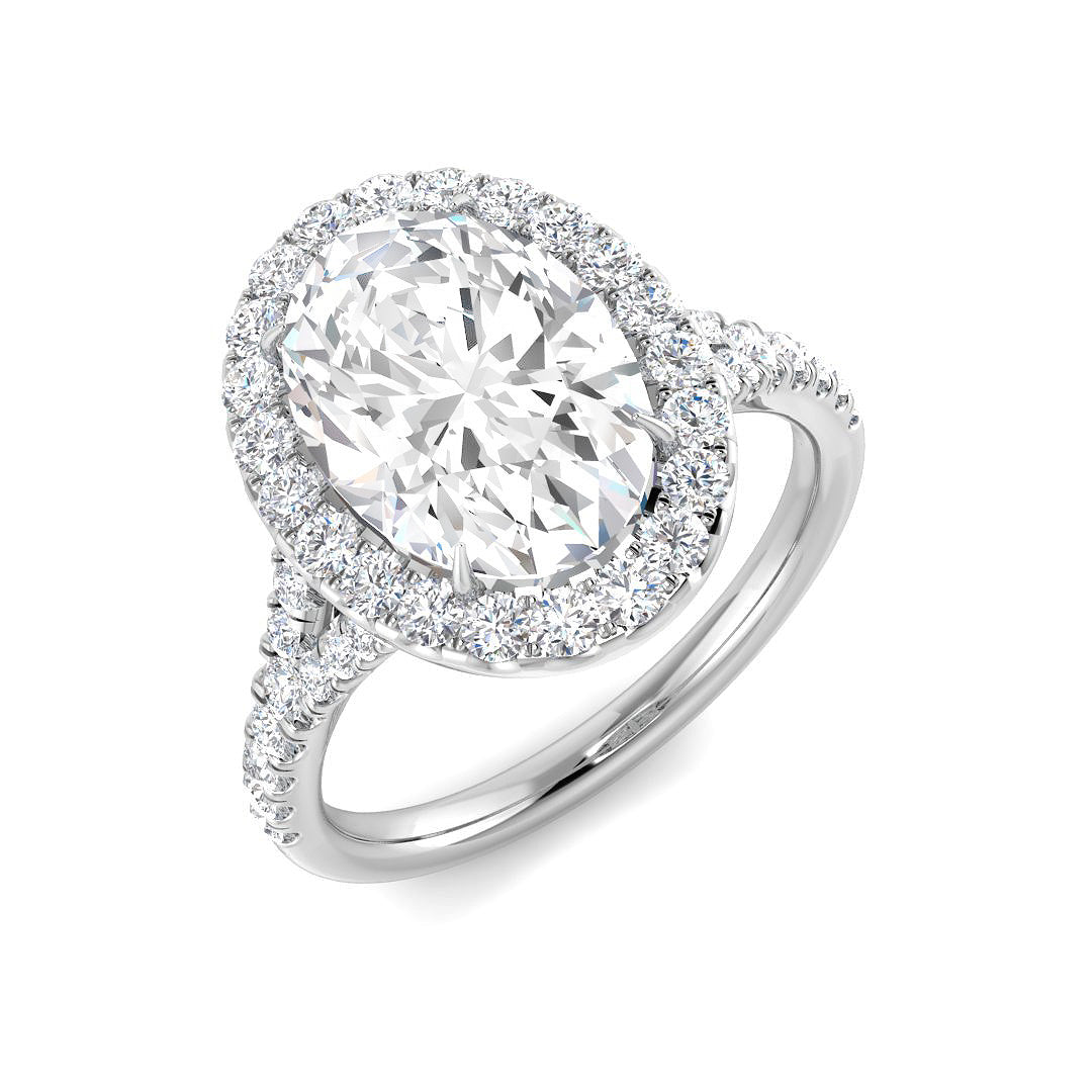 Lab Grown Round & Oval Cut Diamond Halo Engagement Ring